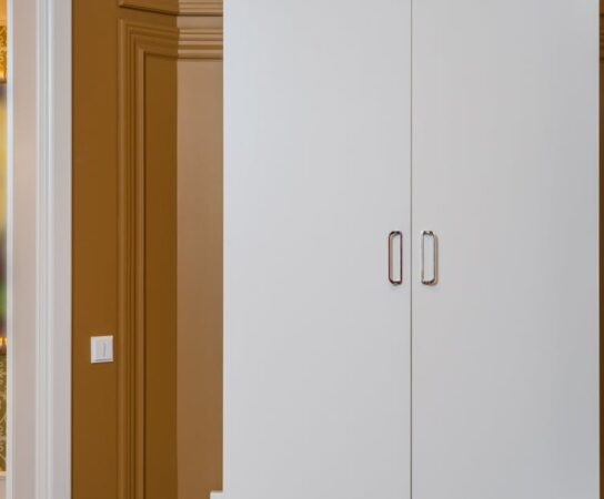 Meble z pamięcią termiczną: panele PCM w zagłówkach, ławkach i szafkach, które chłodzą dom pasywnie